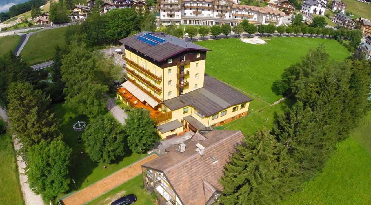 Hotel Rech-Hof Sayonara Folgaria Esterno foto