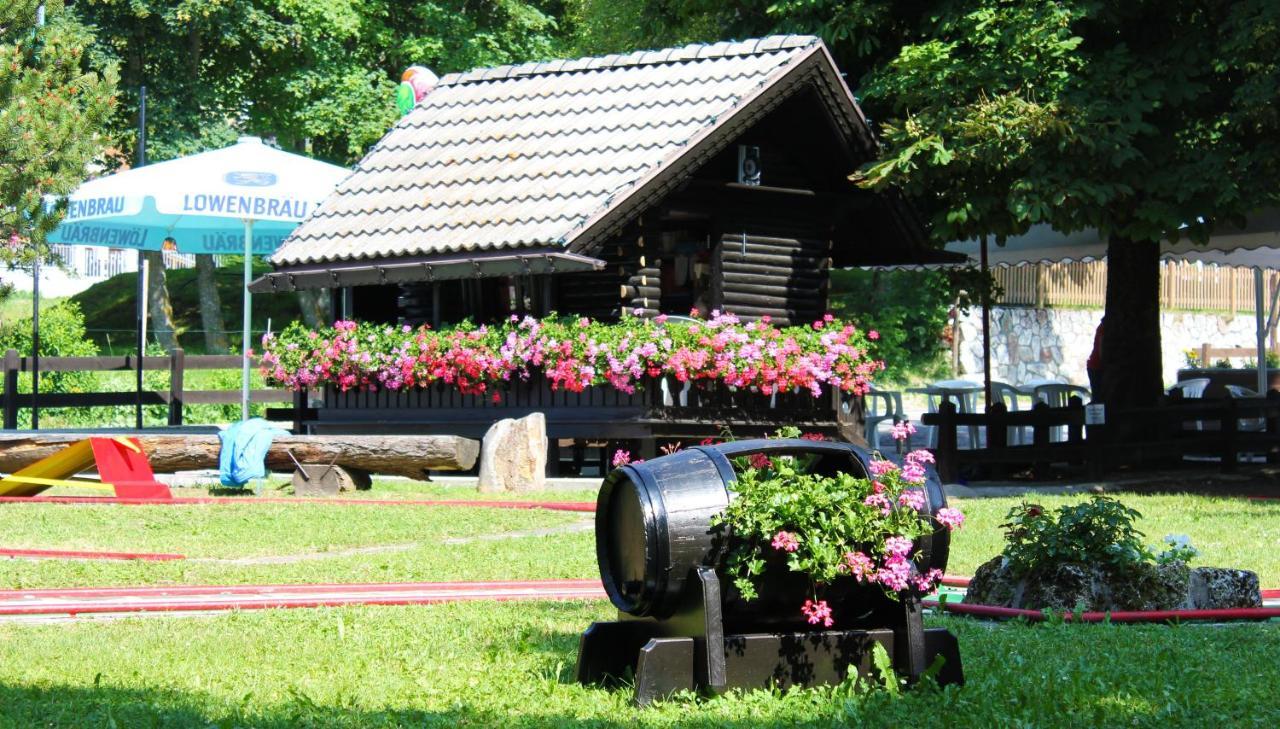 Hotel Rech-Hof Sayonara Folgaria Esterno foto